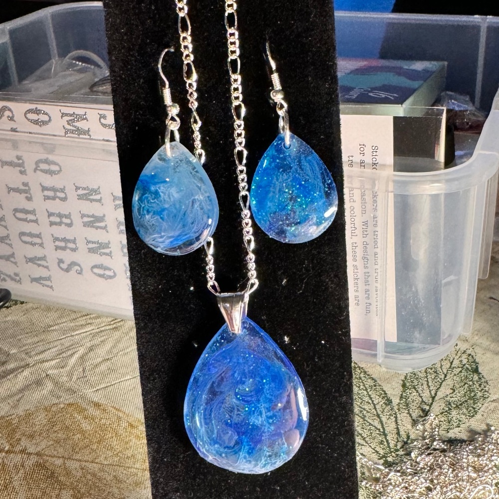 Pendant and earrings